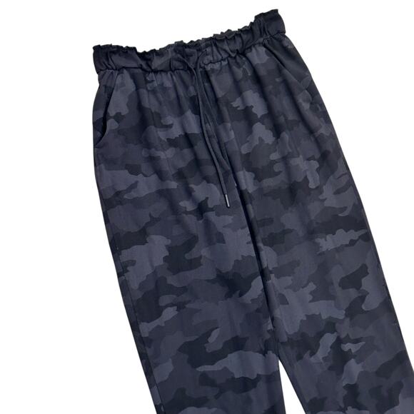 Lululemon Stretch High-Rise Jogger *Full Length Camo - Picture 6 of 7